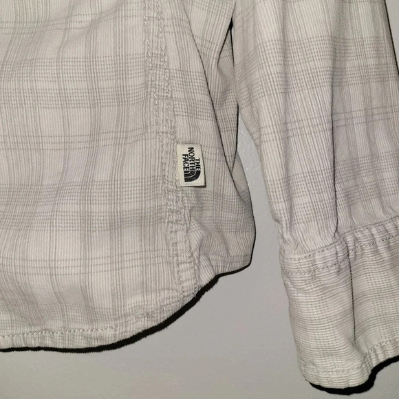 The North Face Corduroy Button up flannel - Picture 6 of 8